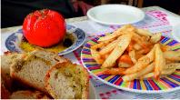 Bread, tomato and chips