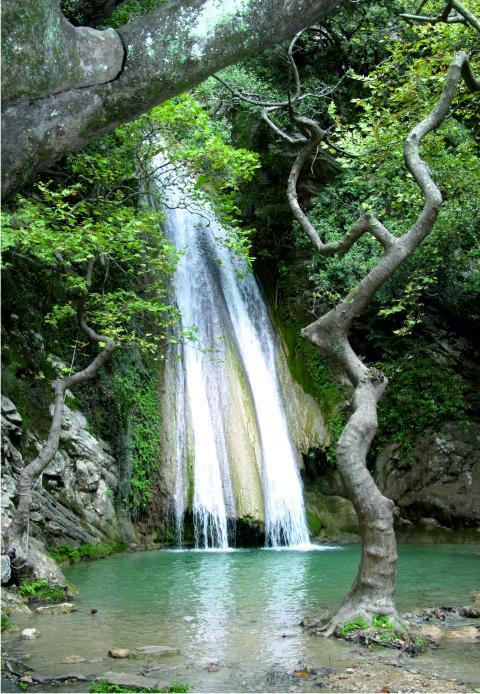 Neda waterfalls